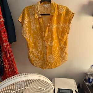 C&C California Yellow Paisley Button Down Shirt